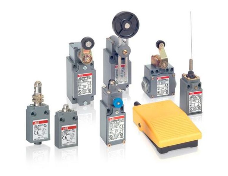 ABB IPSR1D22 IPSR1D22 Foot Switch Product Image