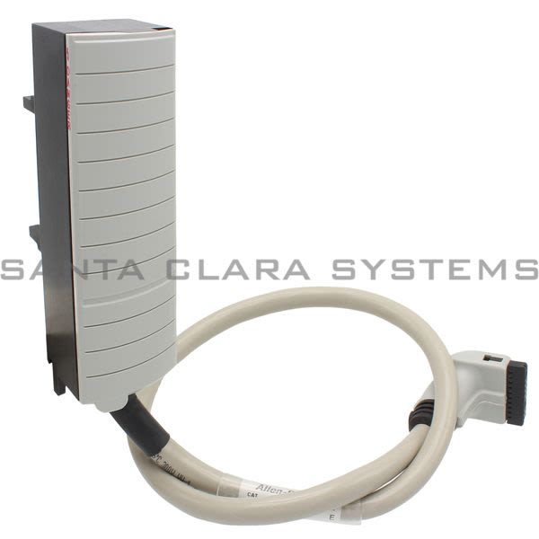 Allen Bradley 1492-CABLE005X Pre-Wired Cable for 1756 Digital I/O 0.5 m Long Product Image