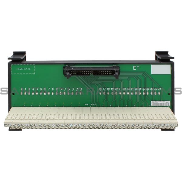 Allen Bradley 1492-IFM40D120A-2 40 PT. Interface Module W/ LEDs Product Image
