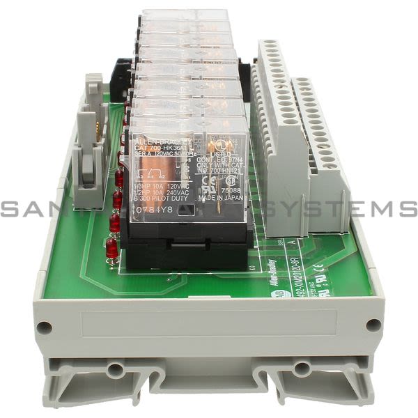 Allen Bradley 1492-XIM20120-8R 20-PIN Relay Master Digital IFM, 120V AC 8 Relays Product Image