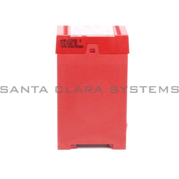 Allen Bradley 440R-F23028 Safety Relay | Minotaur MSR9T 110/230V AC Product Image