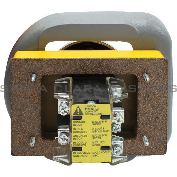 Allen Bradley 800P-F2CHB Palm Operated Push Buttons - Flush Mount Product Image