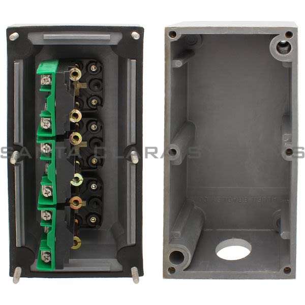 Allen Bradley 800R-3HC4R 3 Button Station,Assem Pushbutton 600V AC Max 5 amp Max Product Image