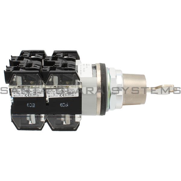 Allen Bradley 800TC-H31C Selector Switch | Finger Safe Product Image
