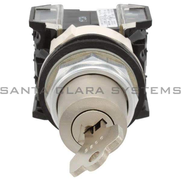 Allen Bradley 800TC-H3204B Selector Switch | Finger Safe Product Image