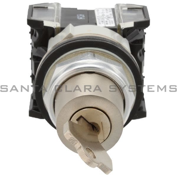 Allen Bradley 800TC-H4808B Selector Switch | Finger Safe Product Image