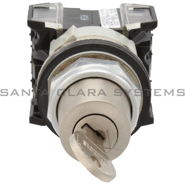 Allen Bradley 800TC-H4823B Selector Switch | Finger Safe Product Image