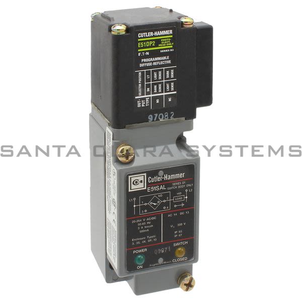 Cutler-Hammer E51ALP2 Photoelectric Sensor Dark Sense | Eaton Product Image