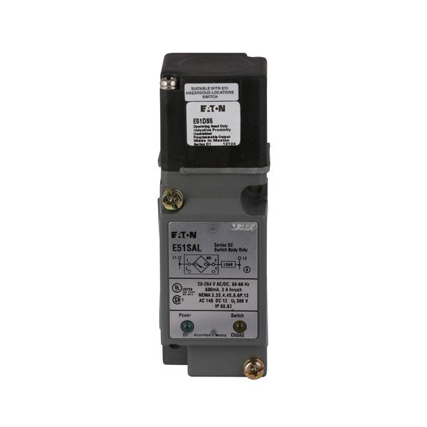 Cutler-Hammer E51ALS5 E51 Proximity Sensor 20-264VAC/DC 500ma Max 50-60HZ Connect Type: Wire Recept. Sens. Range: 24mm Product Image