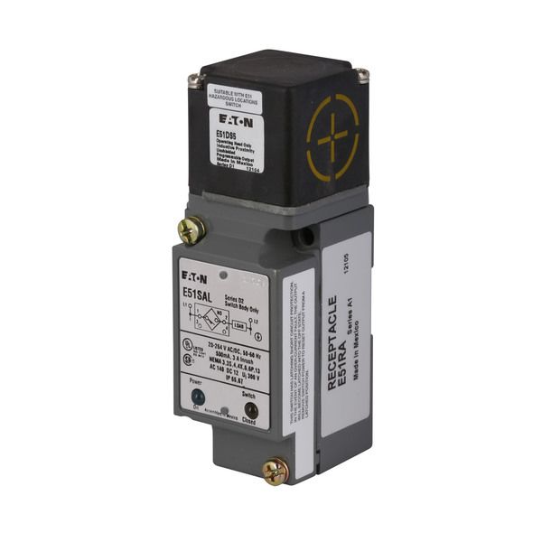 Cutler-Hammer E51ALS5 E51 Proximity Sensor 20-264VAC/DC 500ma Max 50-60HZ Connect Type: Wire Recept. Sens. Range: 24mm Product Image