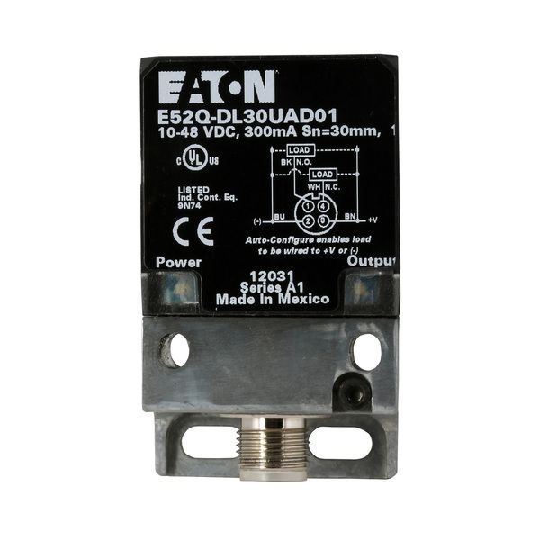 Cutler-Hammer E52Q-DL30UAD01 Inductive Proximity Sensor Product Image