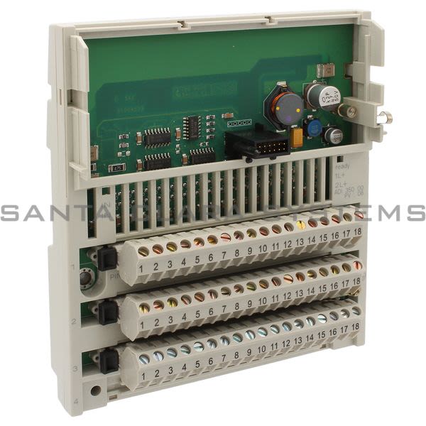 Modicon 170ADI35000 Input Module Product Image
