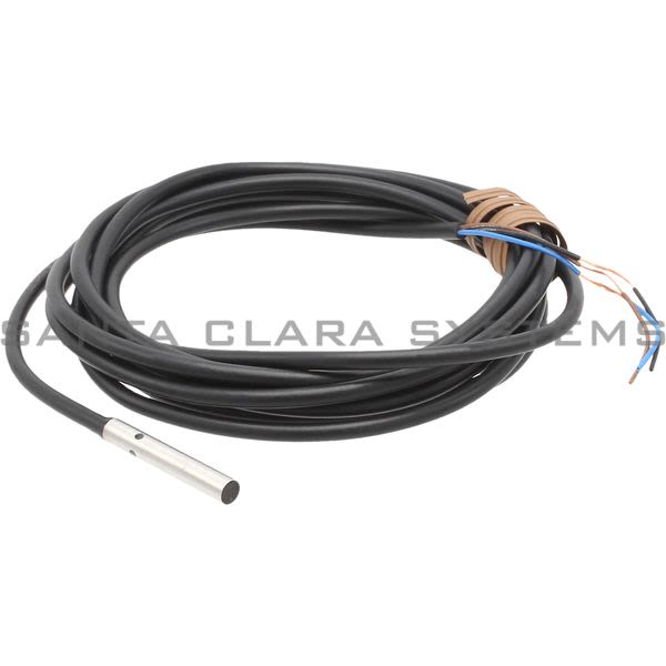 Omron E2E-C04S12-WC-B1-2M Sensor Product Image