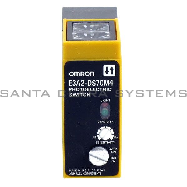 Omron E3A2-DS70M4 Photoelectric Sensor Product Image