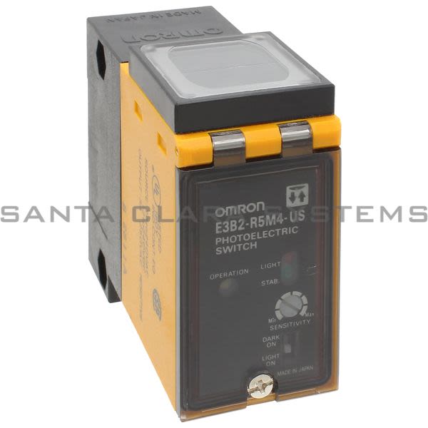 Omron E3B2-R5M4-US Photoelectric Sensor Product Image
