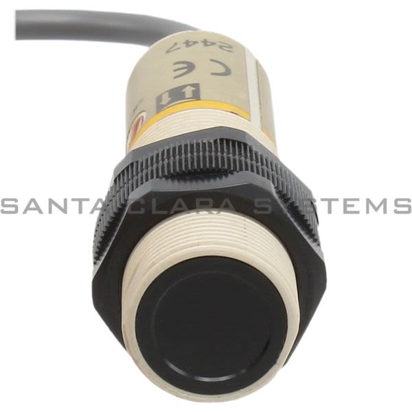 Omron E3F2-R2B4 Photoelectric Sensor Product Image