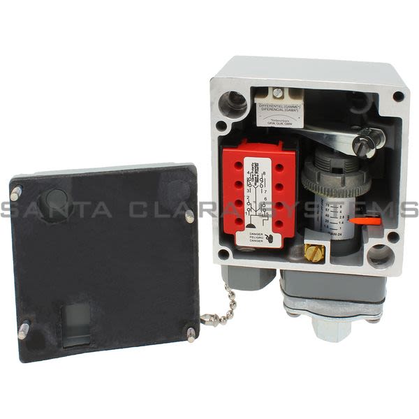 Square D 9012-GAW24 Pressure Switch Product Image