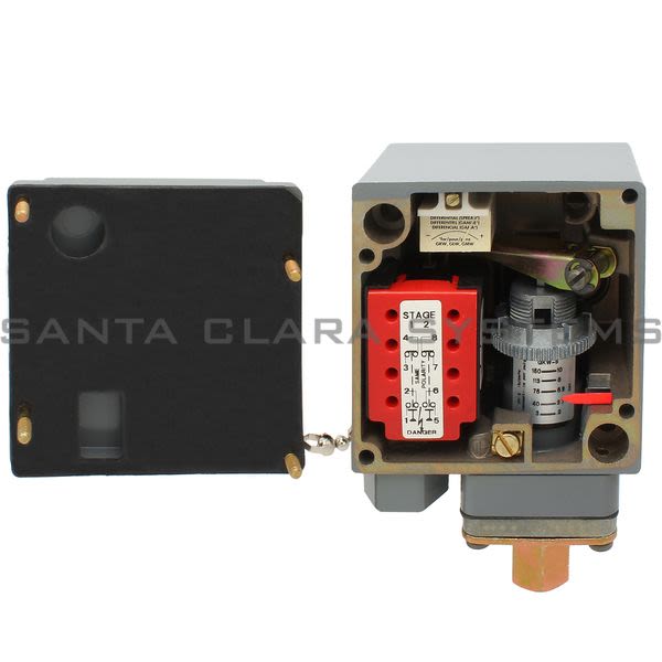 Square D 9012-GKW5 Pressure Switch Product Image