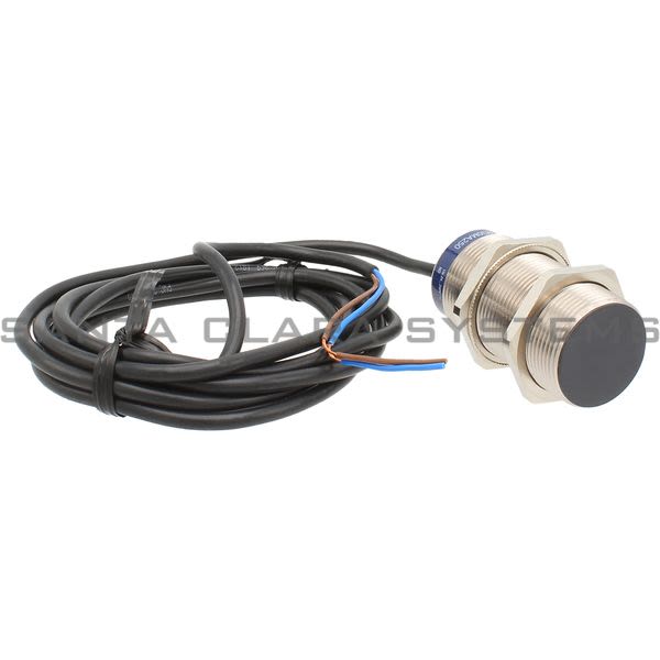 Telemecanique XS1M30MA250 Proximity Switch Product Image
