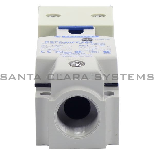 Telemecanique XS7C40FP260 Proximity Switch Product Image