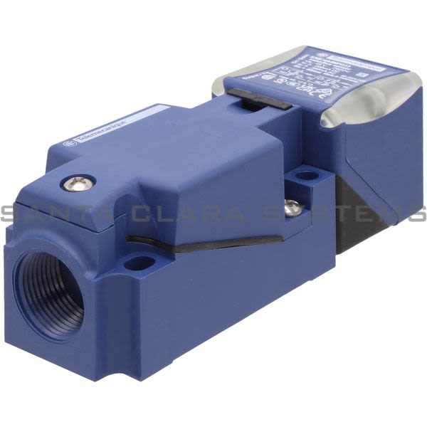 Telemecanique XS8C4A4MPG13 Inductive Sensor Product Image