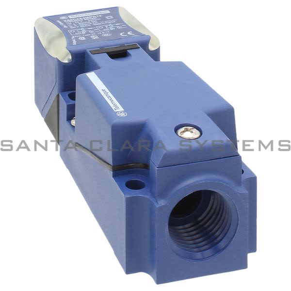 Telemecanique XS8C4A4MPN12 Inductive Sensor Product Image