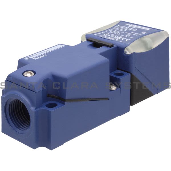 Telemecanique XS8C4A4PCN12 Inductive Sensor Product Image