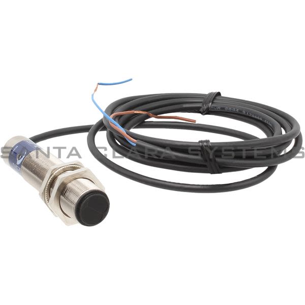 Telemecanique XU5M18MA230 Photo-electric sensor - XU5 - diffuse - Sn 0.4m - 24..240VAC/DC - cable 2m Product Image