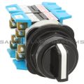 Allen Bradley 800H-JR91KE7CR 3 Position Spring Return From Both Black Standard Knob Product Image