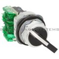 Allen Bradley 800TC-H17D1 Selector Switch | Finger Safe Product Image