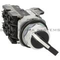 Allen Bradley 800TC-H17H Selector Switch | Finger Safe Product Image