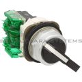 Allen Bradley 800TC-H19D1 Selector Switch | Finger Safe Product Image
