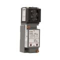 Cutler-Hammer E51CLP1 Photoelectric Sensor Dark and Light Sense Complementary Retro-Reflective Product Image